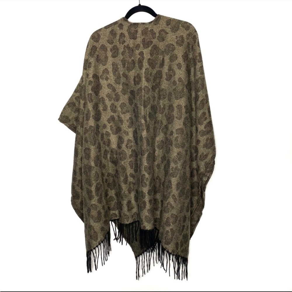 Woolrich Kate Leopard Fringe Blanket Wrap Cozy Animal Print Women’s One Size